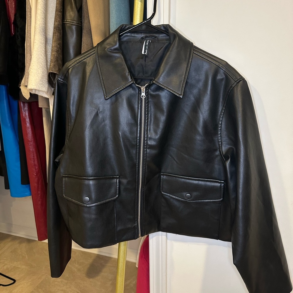 AS YOU Black Cropped Leather Jacket